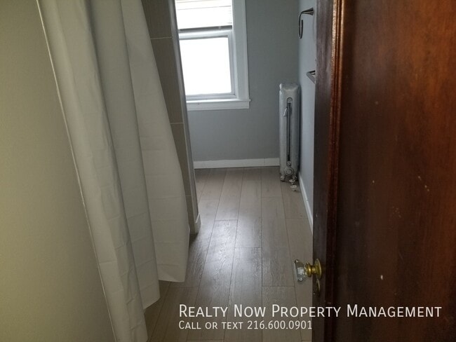 11871 Lake Ave unit 4, Lakewood, OH 44107 - photo 7