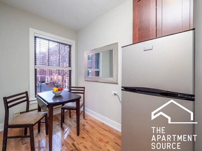 2907 N Mildred Ave unit 2, Chicago, IL 60657 - photo 5