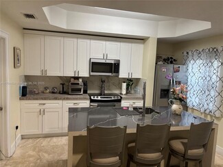 2179 Anchor Ct, Fort Lauderdale, FL 33312