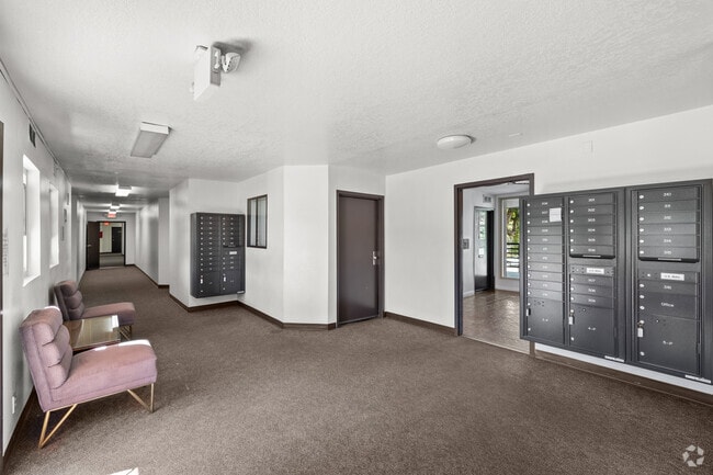 Burbank Gardens Apartments, Sherman Oaks, CA 91411 - photo 4