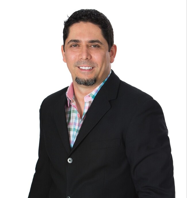 Agent Photo