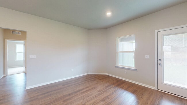 20308 W 194th Terrace, Spring Hill, KS 66083 - photo 4