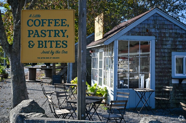 Walkers Road Side Stand offers fresh fruit and coffee in Little Compton.