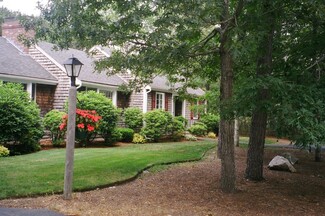 5 Thistle Cir Unit 33B, Yarmouth Port, MA 02675