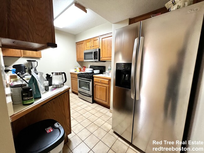 152 Kelton St unit 3, Allston, MA 02134 - photo 7