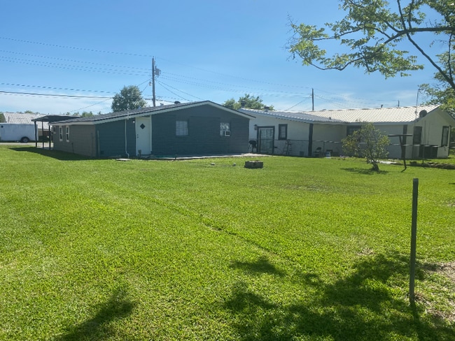 414 Fieldcrest Dr, Thibodaux, LA 70301 - photo 3