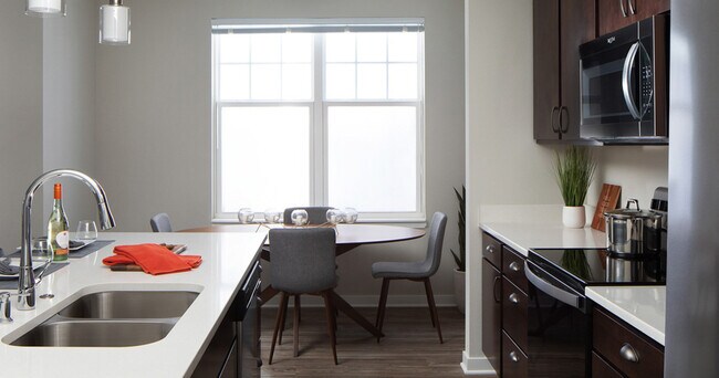 Reserve Randall Road, West Dundee, IL 60118 - photo 4