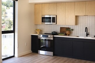 3004 W Sunset Blvd, Los Angeles, CA 90026