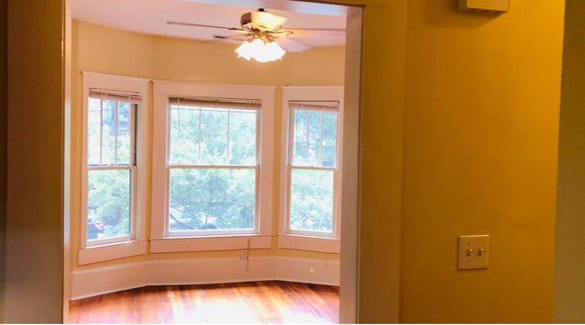 202 Linden Ave unit 202 1/2, Raleigh, NC 27601 - photo 4