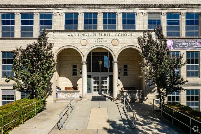 Washington Elementary School is a public school located in Mount Lebanon.