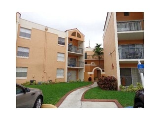 6292 NW 186th St Unit 2005M, Hialeah, FL 33015