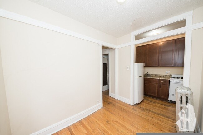 516 W Cornelia Ave unit 512-302, Chicago, IL 60657 - photo 6