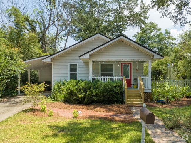 Older cottage homes are very popular in the Levy Park neighborhood.