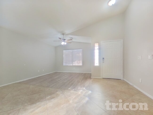 2116 S 160th Ln, Goodyear, AZ 85338 - photo 2