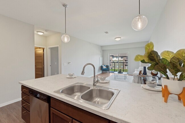 Silverthorne Flats, Sioux Falls, SD 57110 - photo 4