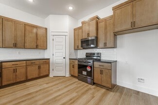 1715 Ferguson St, Pea Ridge, AR 72751