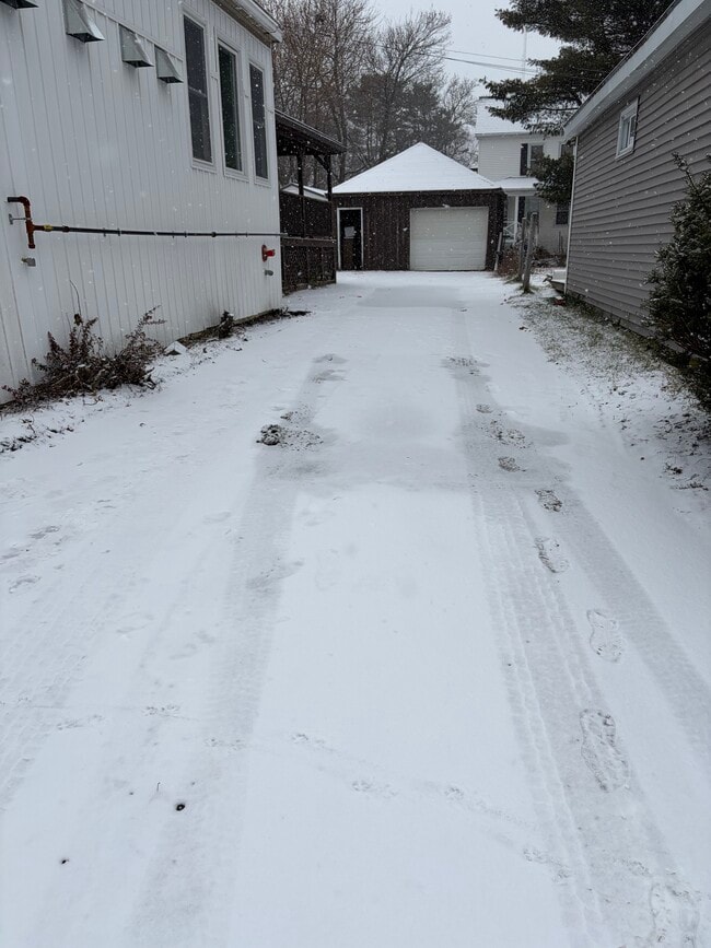 164 Veranda St unit 1 Unit, Portland, ME 04103 - photo 2