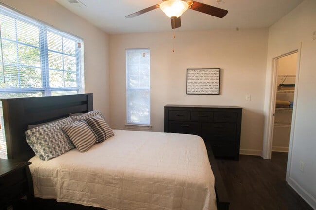 2212 Brisbane Woods Way unit ID1225815P, Cary, NC 27518 - photo 7