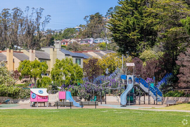 Midtown Terrace Playground and Picnic Area offers recreation in nearby Twin Peaks.