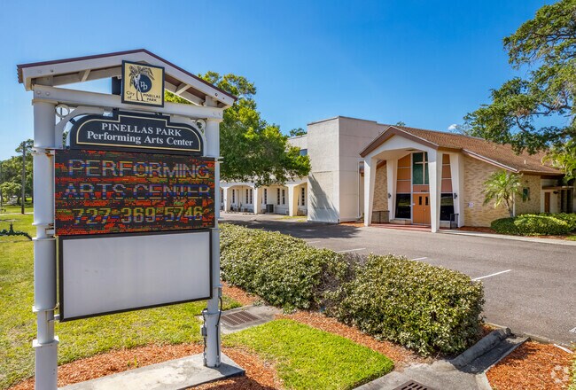 Classical Christian School for the Arts serves students throughout Pinellas Park, FL.