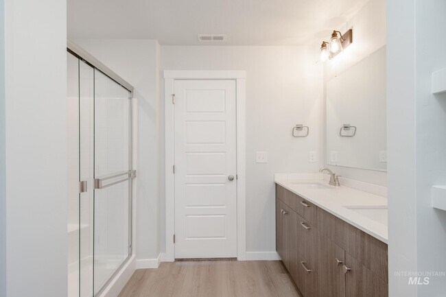 2839 E Valley Wind St, Kuna, ID 83634 - photo 7