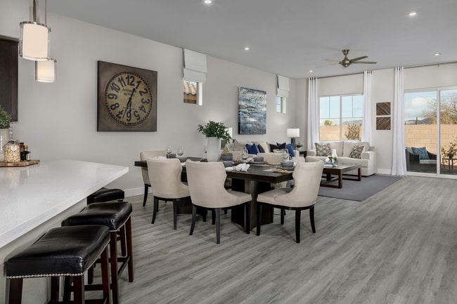 2569 Regency Cove Ct, Las Vegas, NV 89121 - photo 5