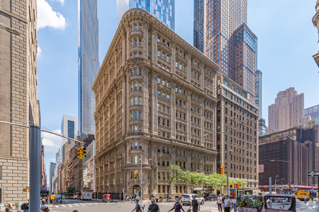 About The Alwyn Court New York NY HOAs Reviews Amenities Homes com About The Alwyn Court New York NY HOAs Reviews Amenities Homes com