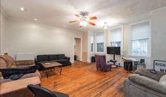 413 N 33rd St Unit 1, Philadelphia, PA 19104