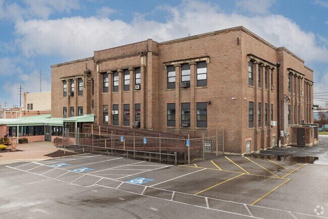 Kids are challenged to excel at 
Constellation Schools: Stockyard Community Elementary.