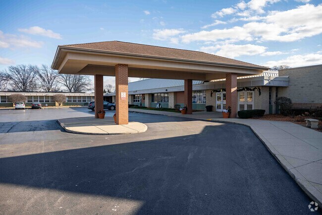 Incarnation Elementary School serves PK, K-8th grade students in Palos Heights, IL.