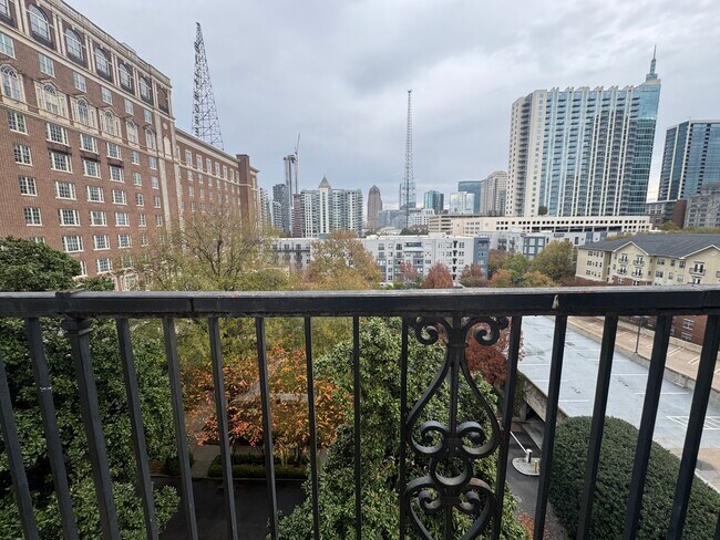 30 5th St NE unit 602, Atlanta, GA 30308 - photo 2