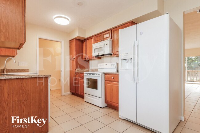 6910 297th Ave N, Clearwater, FL 33761 - photo 7