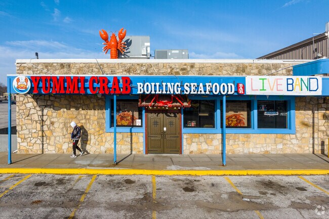 Yummi Crab in the New Landing Mall is just minutes away from the Citadel Center neighborhood.
