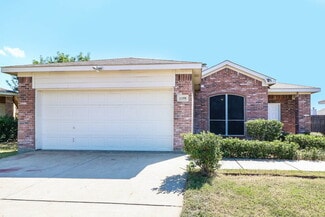 1108 Mckavett Dr, Fort Worth, TX 76140
