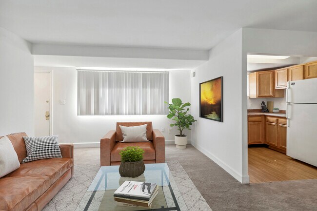 Barclay Square Apartments, Baltimore, MD 21239 - photo 4