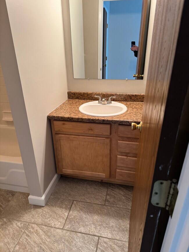 6620 Green Branch Dr unit 8, Dayton, OH 45459 - photo 7