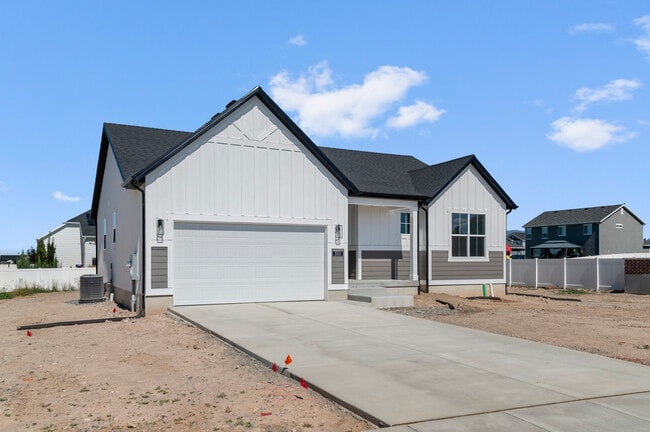 3016 W 2650 N, Clinton, UT 84015 - photo 2