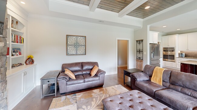 855 Bobcat Run Dr, Loudon, TN 37774 - photo 2