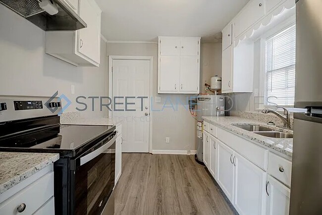 624 Brunson Ave, Birmingham, AL 35206 - photo 2