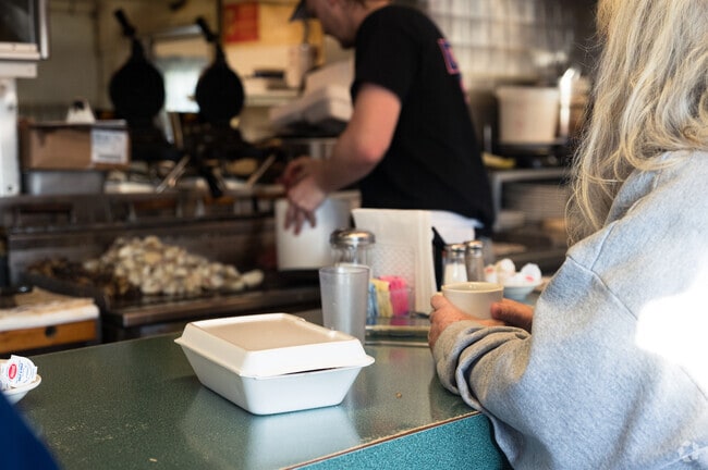 Carl's Oxford Diner is a go-to spot for classic American comfort food.