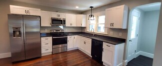 70 Ferry St Unit 70, Easthampton, MA 01027