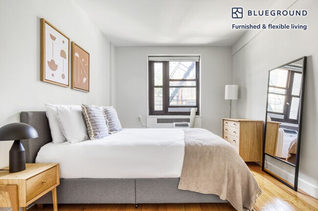 252 E 61st St unit FL4-ID637, New York, NY 10065 - photo 7