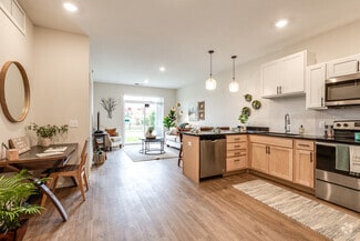 14221 Inca St NW, Andover, MN 55304