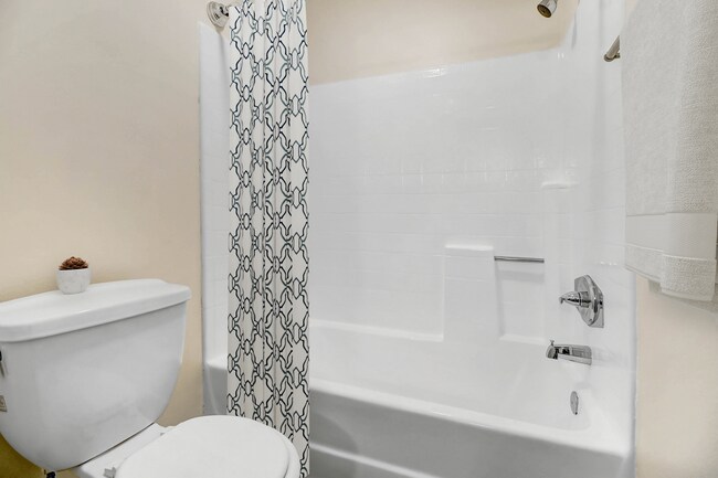 Park Dickens, Van Nuys, CA 91423 - photo 6