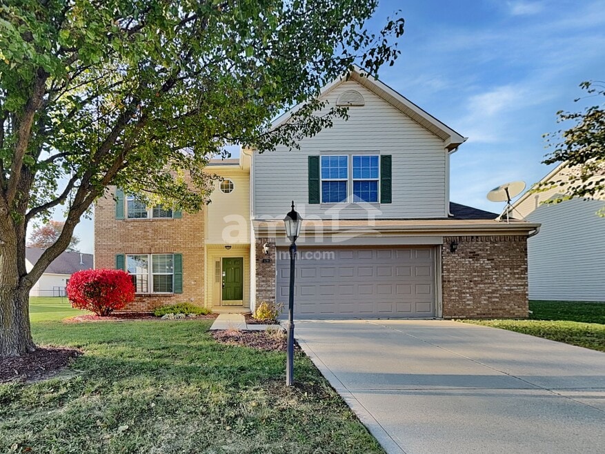 529 Austrian Way, Avon, IN 46123 - photo 1