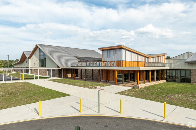 Beaver Run School is an above average public school located in Parsonsburg.