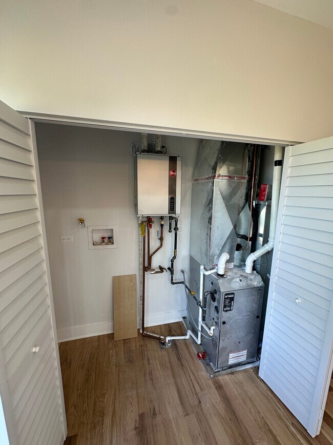 7545 S Peoria St unit 1, Chicago, IL 60620 - photo 5