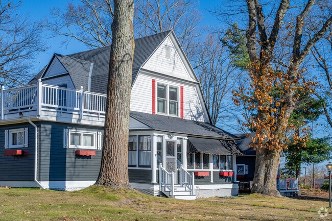 Homes near the lake maximize views with large windows.