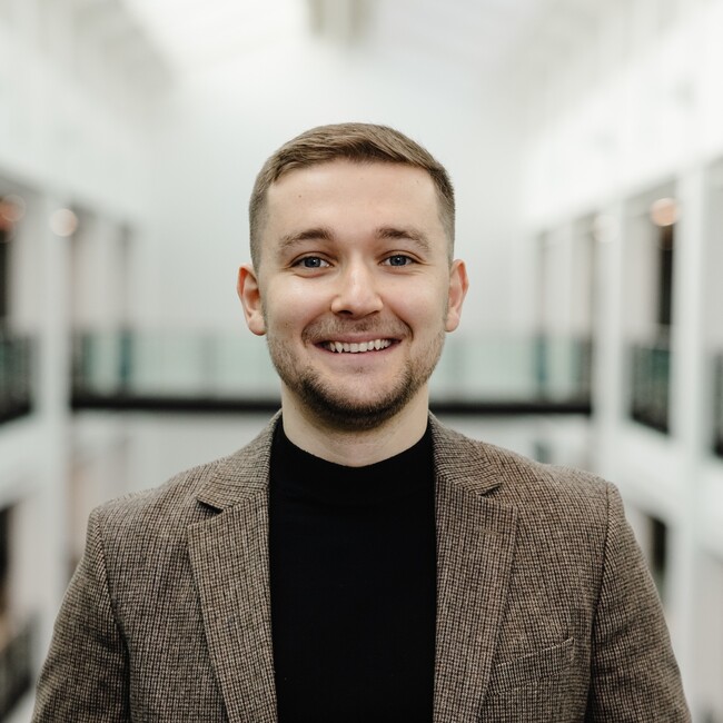 Agent Photo