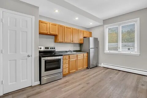528 Broadway St unit 1, Chicopee, MA 01020 - photo 6